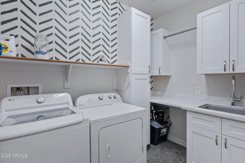 19985 N 260th Glen-30