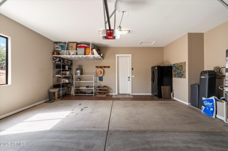 Attached 2 car garage