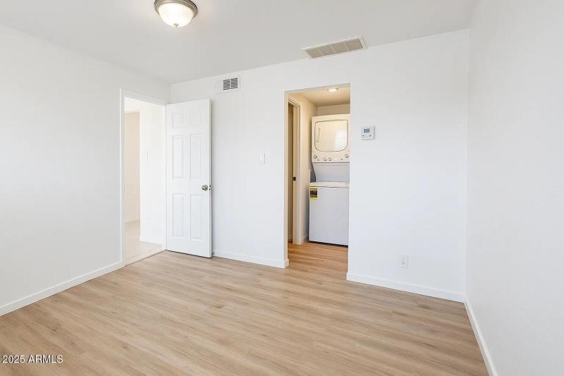 629cfd3a504be70e55f760805256e146-uncropp