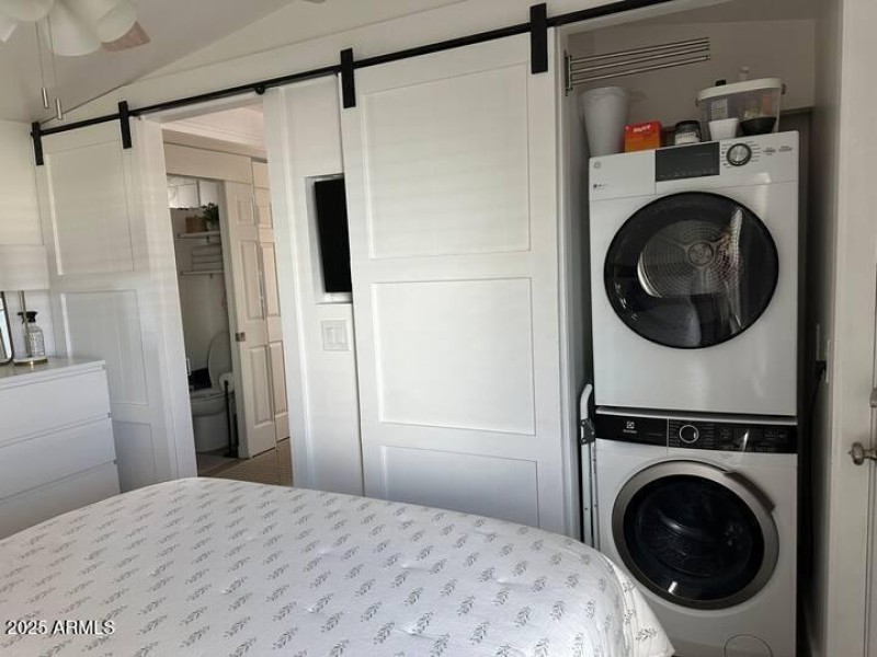 330c374c-66e6-4b75-b474-fd58c9b46e99