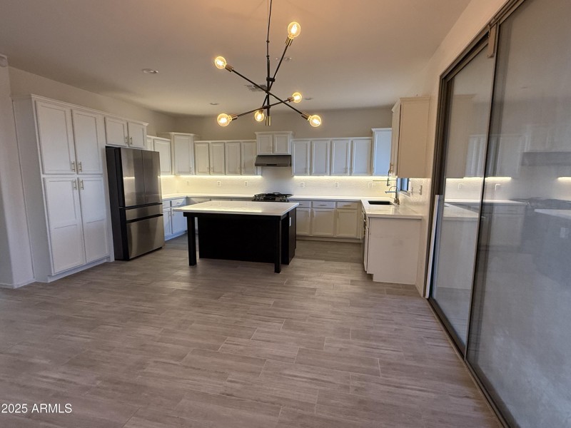 Accent Lighted Kitchen Cabinets