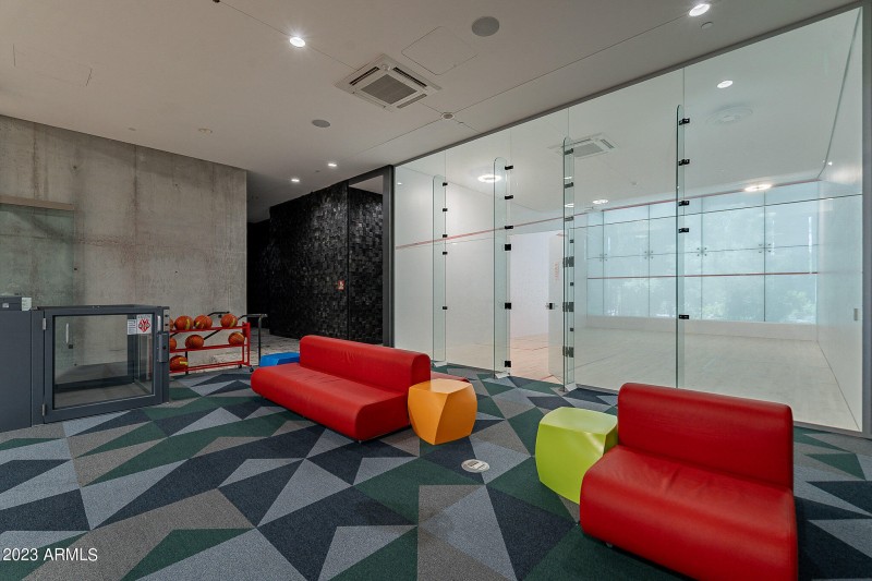 Kierland - Community-12