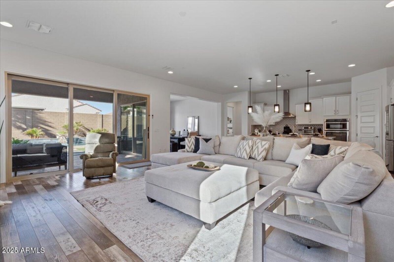 Sliding Wall Of Glass - Great Room