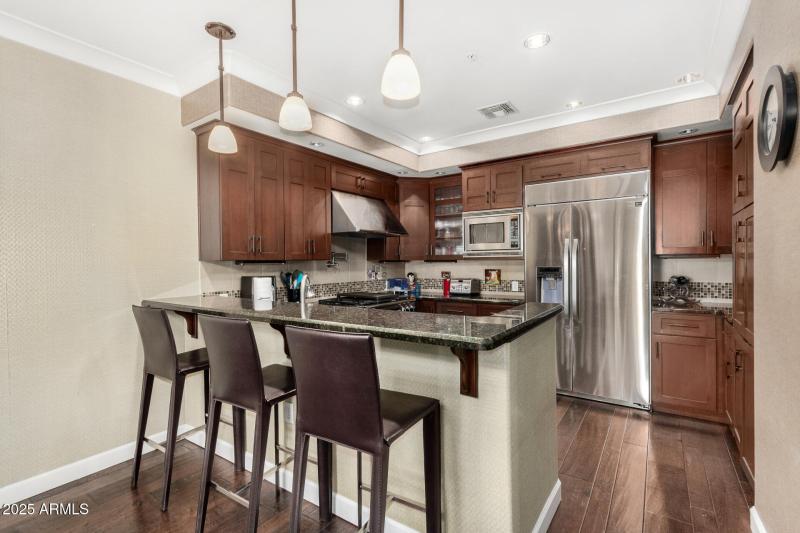 16 - Woodmere Fairway