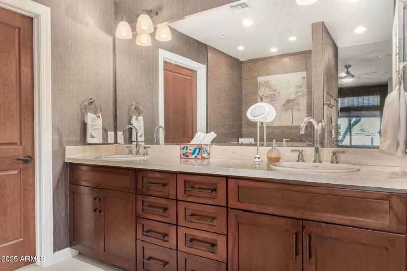 23 - Woodmere Fairway