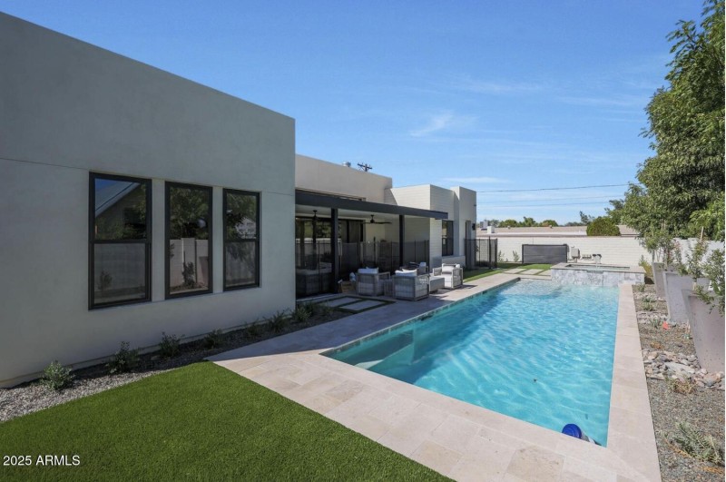 Screen Shot 2025-09-24 at 1.00.17 PM