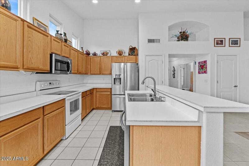 Lots Of Kitchen Storage