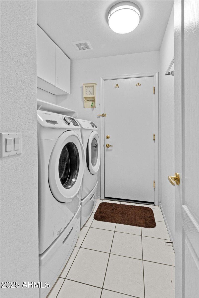 Laundry - W/D Included!