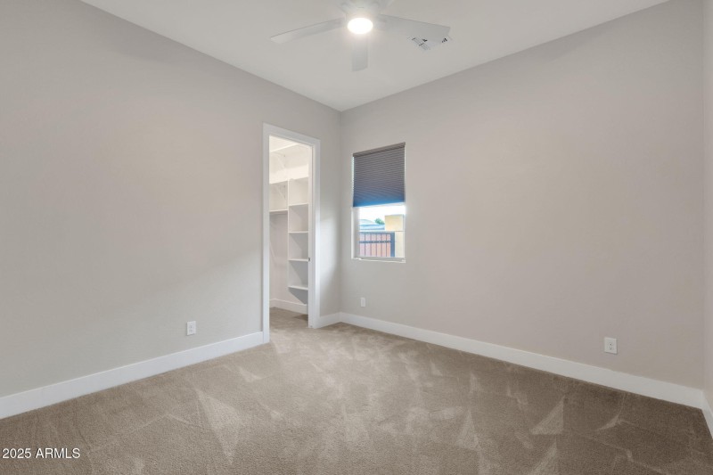 12-web-or-mls-1266-e-donato-dr