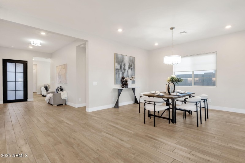 19-web-or-mls-1266-e-donato-dr