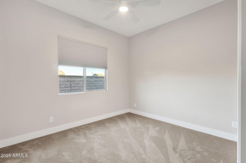 34-web-or-mls-1266-e-donato-dr