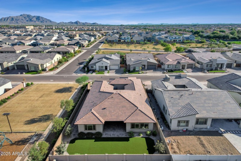 65-web-or-mls-1266-e-donato-dr