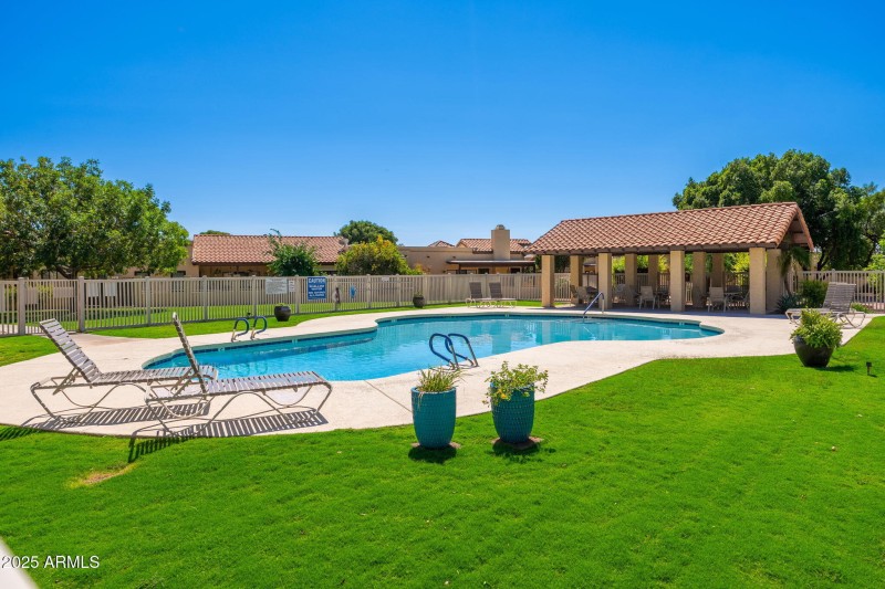 Alta Mesa Townhomes - 02