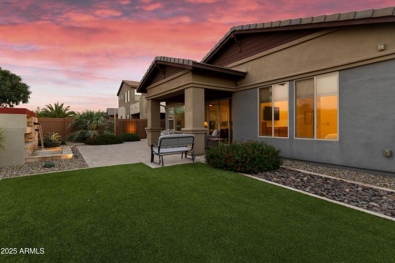 5811 S-042-021-DLB 5752-MLS_Size