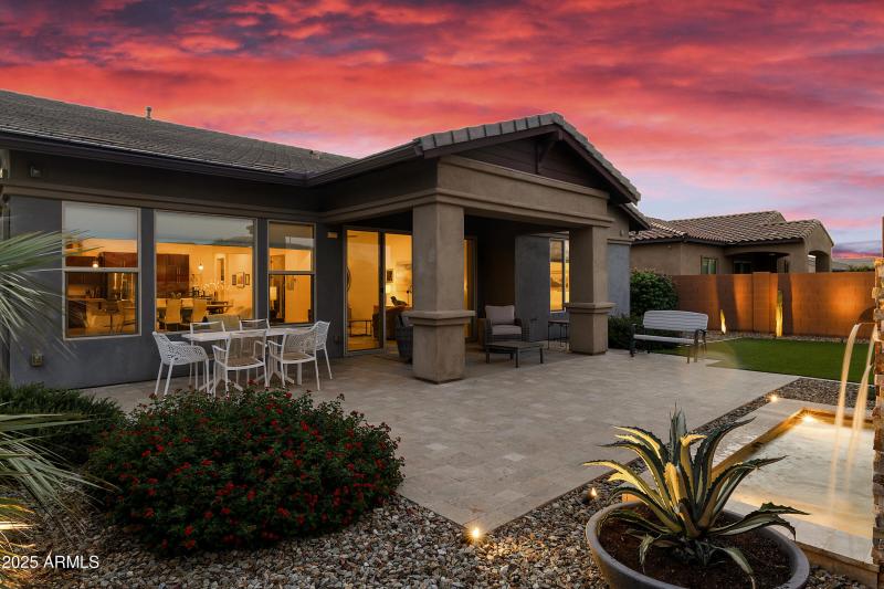 5811 S-048-039-DLB 5782-MLS_Size