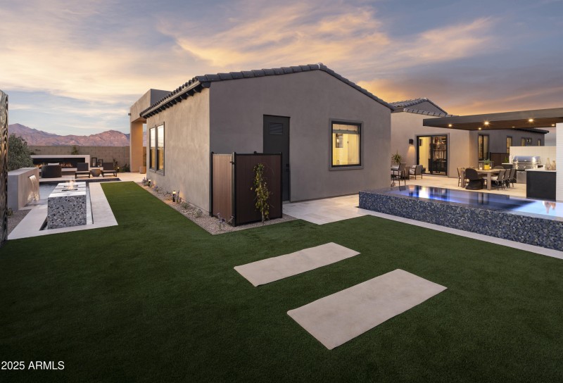 Sereno_Canyon_Callum_BKElevation_4906_co