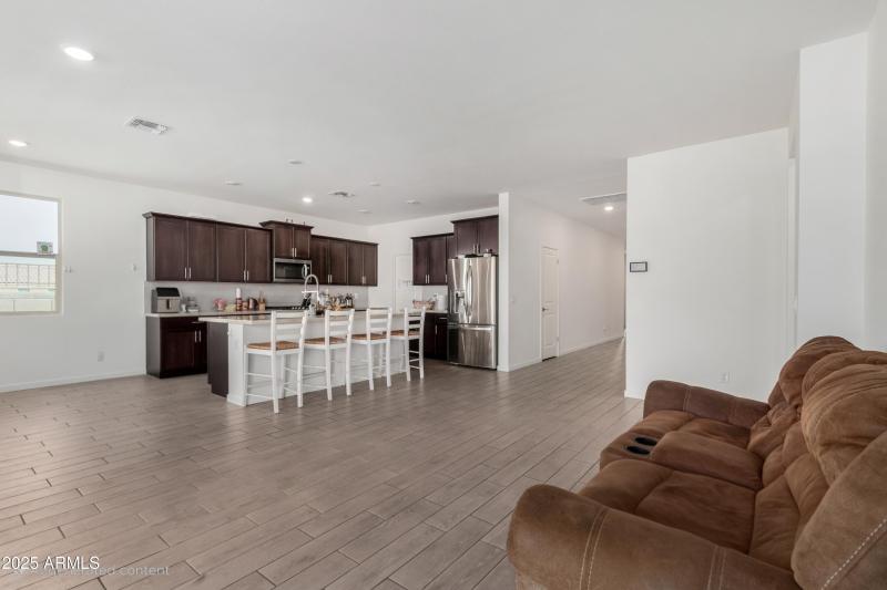 68d38b_07 - Gardenia(1)(1)