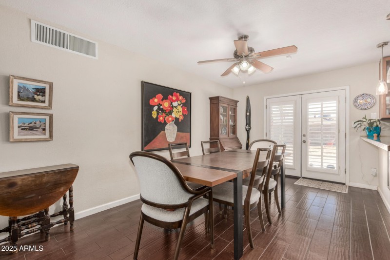 11 - Captain Dreyfus