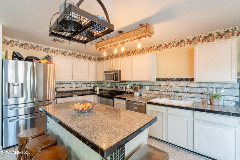 25-web-or-mls-Martingale-25