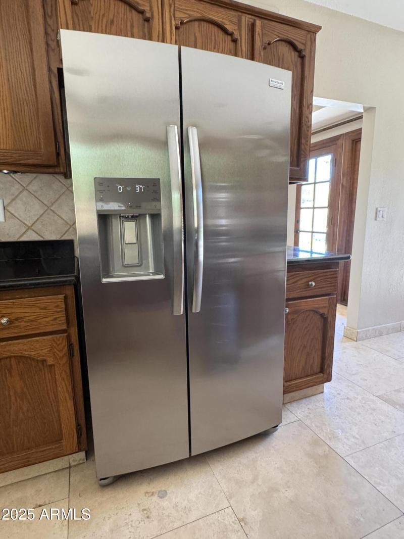 New 2025 Refrigerator Incl