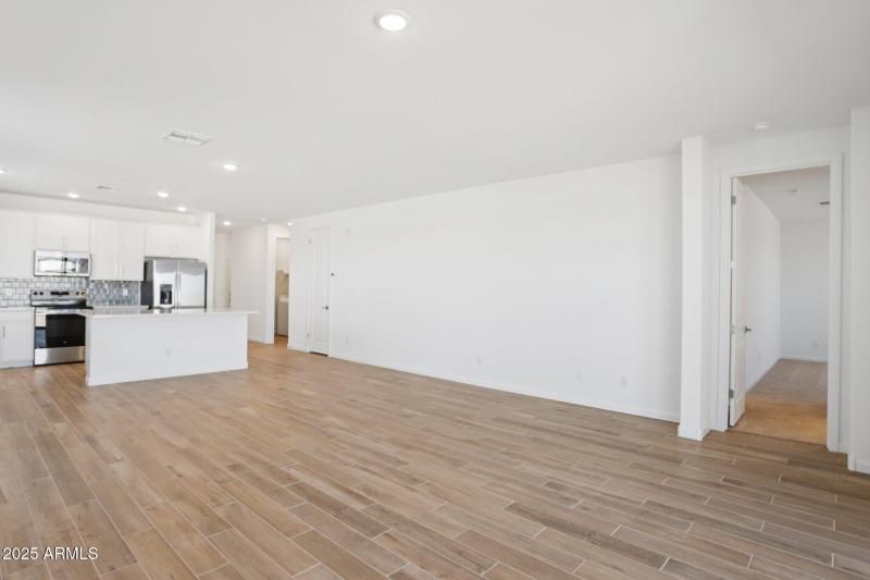 5-web-or-mls-W Camino de Oro-S2409-005