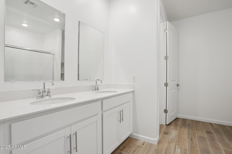 13-web-or-mls-W Camino de Oro-S2409-013