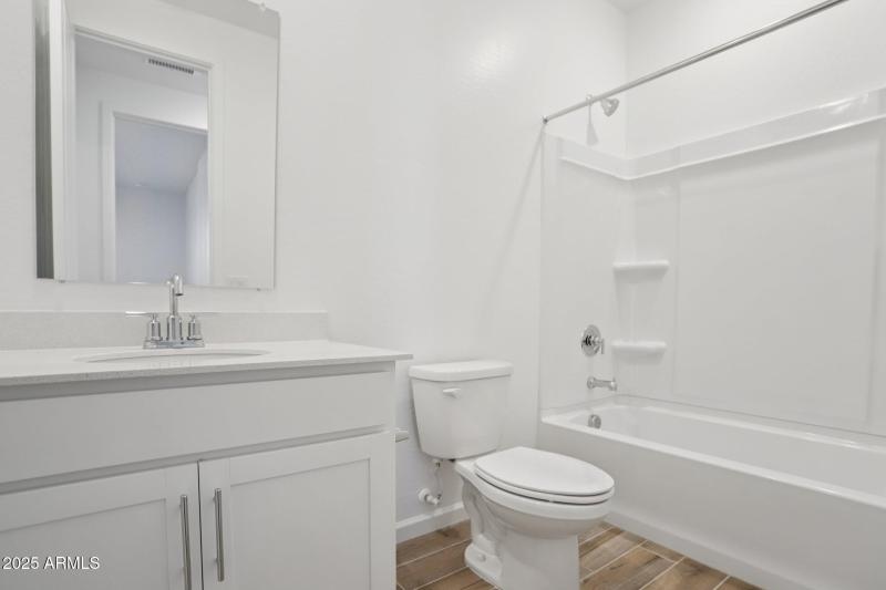 27-web-or-mls-W Camino de Oro-S2409-027