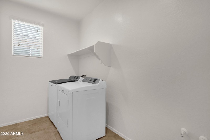 28-web-or-mls-22472-e-sonoqui-blvd