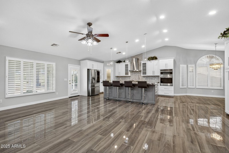 25_3533_N_159th_Ln23_mls