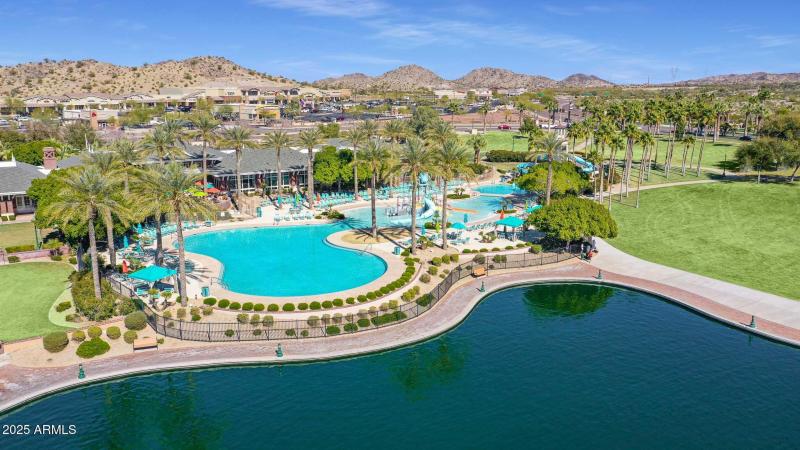 Starpointe Lakefront Pools