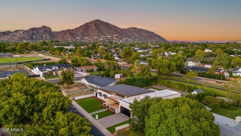 Camelback Mountain Adjacent