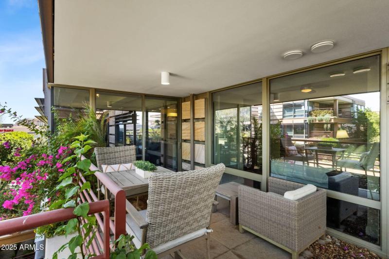 48-web-or-mls-7147-e-rancho-vista-dr