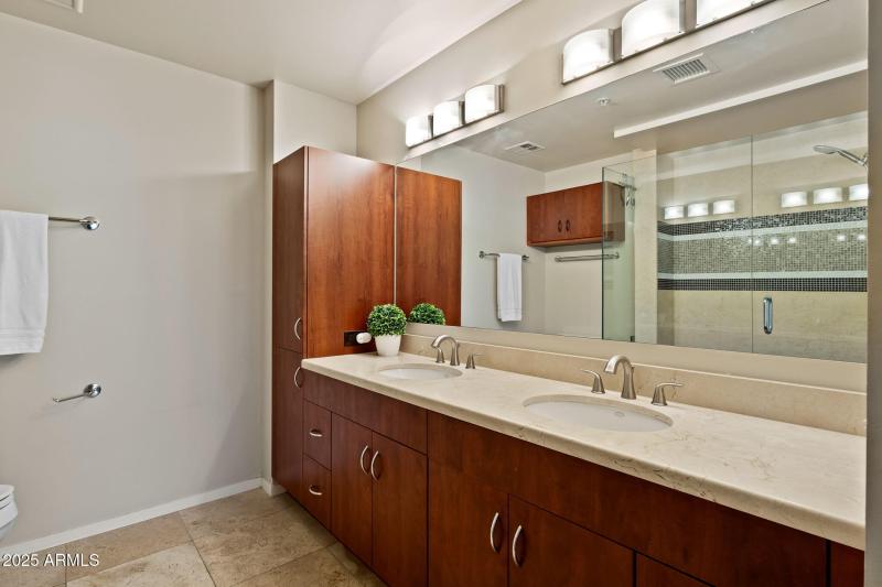 43-web-or-mls-7147-e-rancho-vista-dr