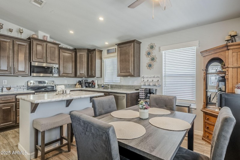 18-web-or-mls-University-18