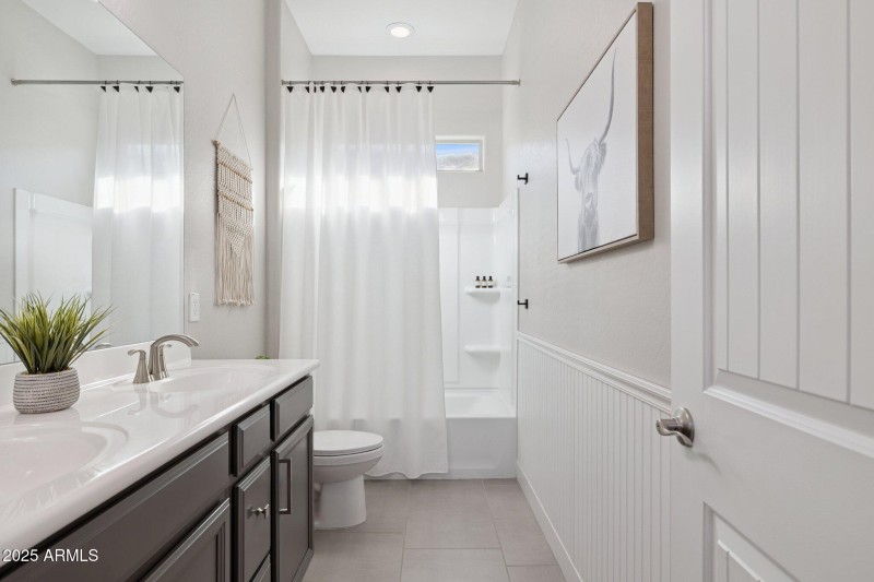 31-web-or-mls-12047-e-sereno-rd