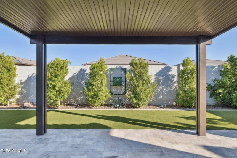 40-web-or-mls-12047-e-sereno-rd