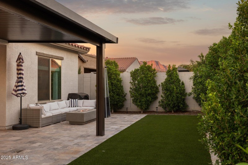 72-web-or-mls-12047-e-sereno-rd