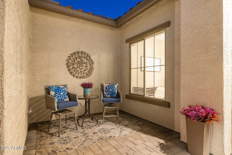 78-web-or-mls-12047-e-sereno-rd