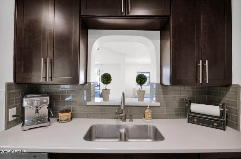 32-web-or-mls-P1304202