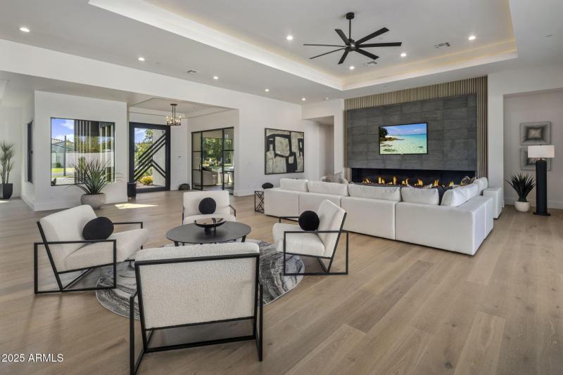 Can you imagine getting together here