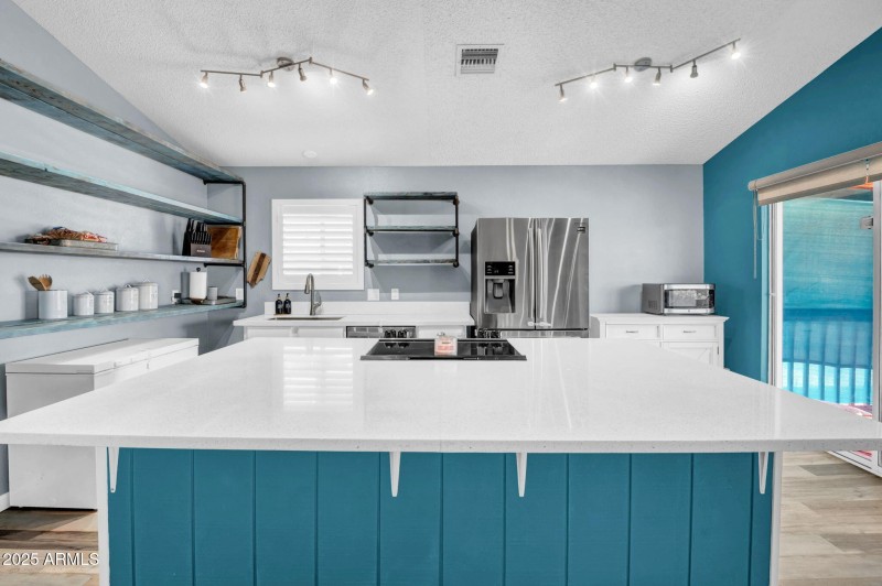 7-web-or-mls-6064 E Ingram St-7