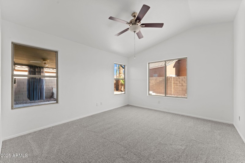 11-web-or-mls-DSC03827