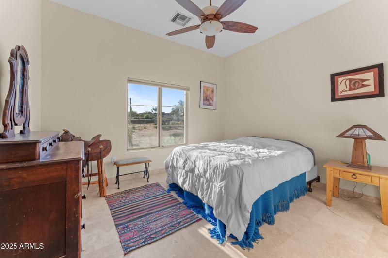 21-web-or-mls-DSC04857