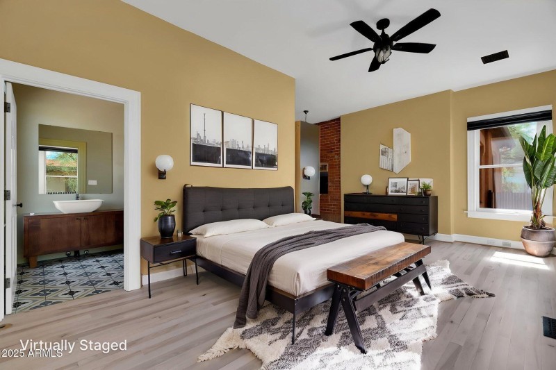 42-web-or-mls-DSC04277 virtually staged