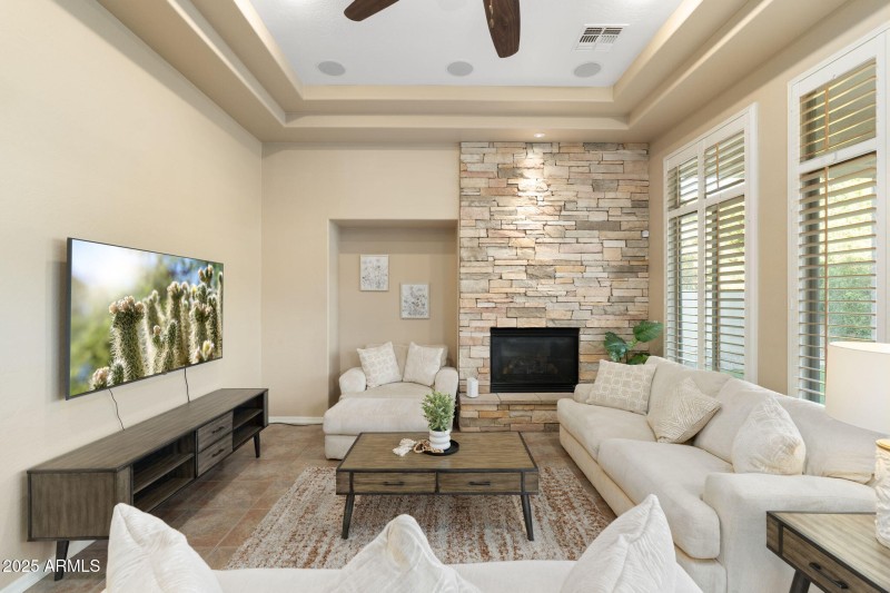 18-web-or-mls-DSC01531