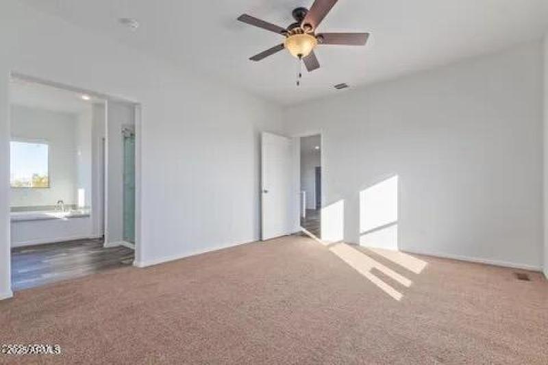 2C2D0FCF-0403-4909-A7A7-76824D6CC9C9