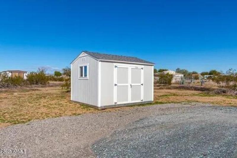 E29987E8-3530-4918-B723-93B41D811223