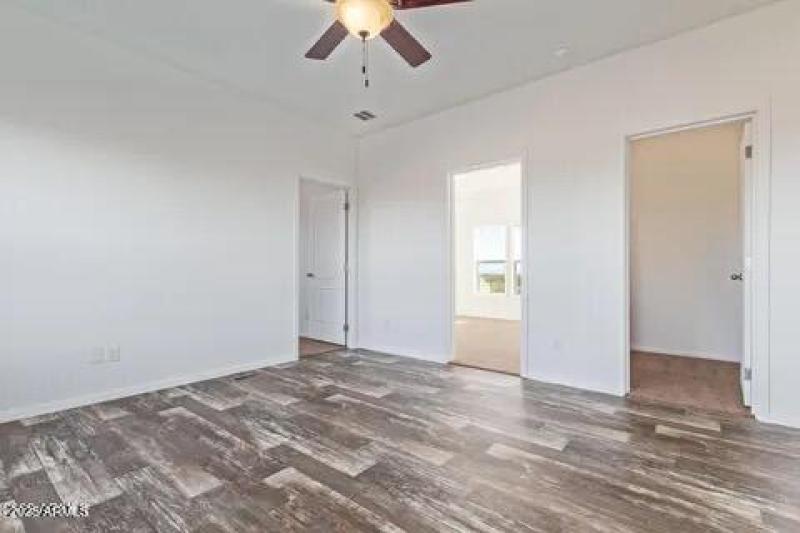 2FF7105F-F170-4086-8912-22F89B0DB5C0