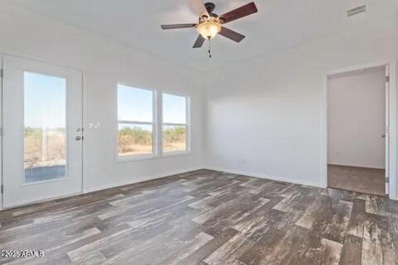 6E1943B8-D74D-402C-A5CC-C6D97240B034