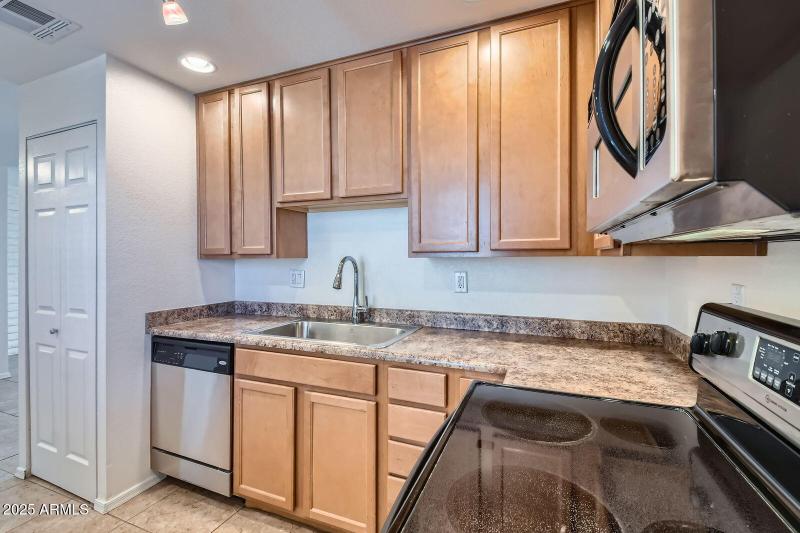 4354 N 82Nd St 182 - Web Quality - 013 -